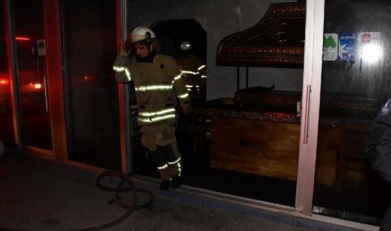 İzmir'de restoranda yangın! 1 kişi dumandan etkilendi