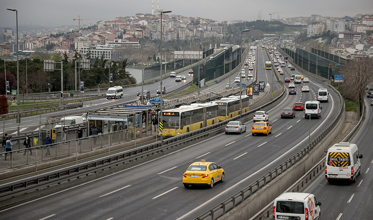 İstanbul trafiğinde pazartesi sürprizi
