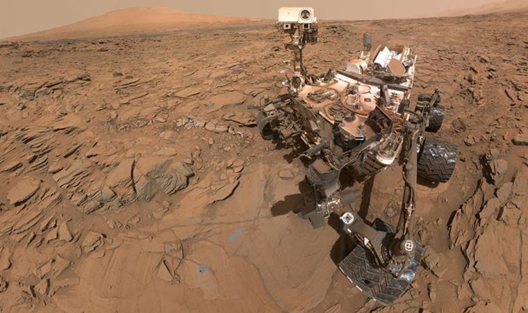 NASA'nın Mars'a indirdiği mini helikopter Ingenuity ilk fotoğraflarını gönderdi