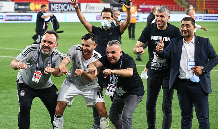 Beşiktaşlı Rachid Ghezzal şampiyonluğu kutladı