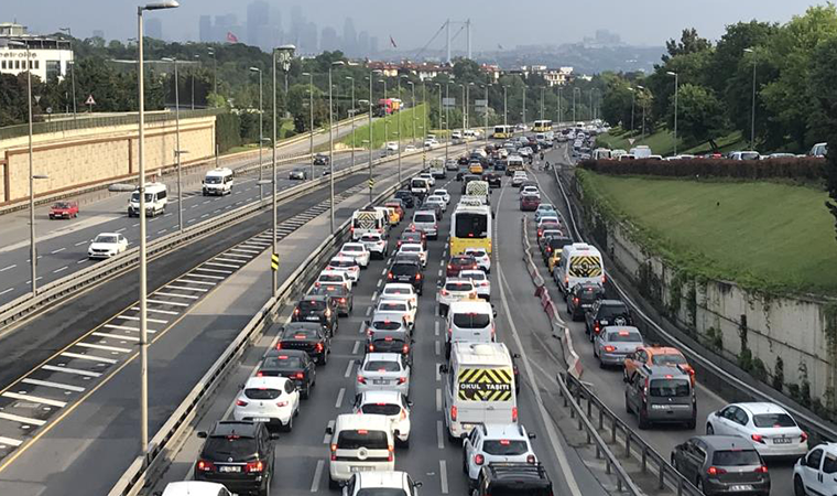 Tam kapanmanın ardından İstanbul trafiğinde son durum