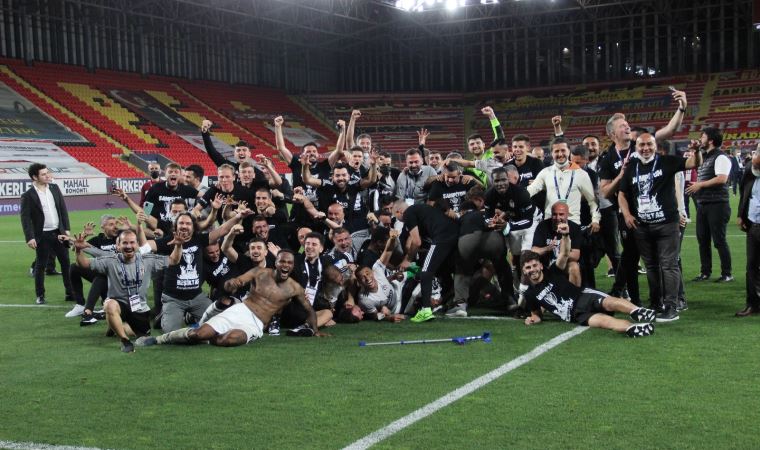 Şampiyon Beşiktaş çifte kupa için sahaya iniyor