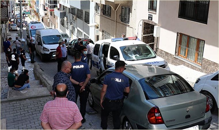 İzmir'de kızını boğarak öldürdüğünü söyleyen anne polise teslim oldu