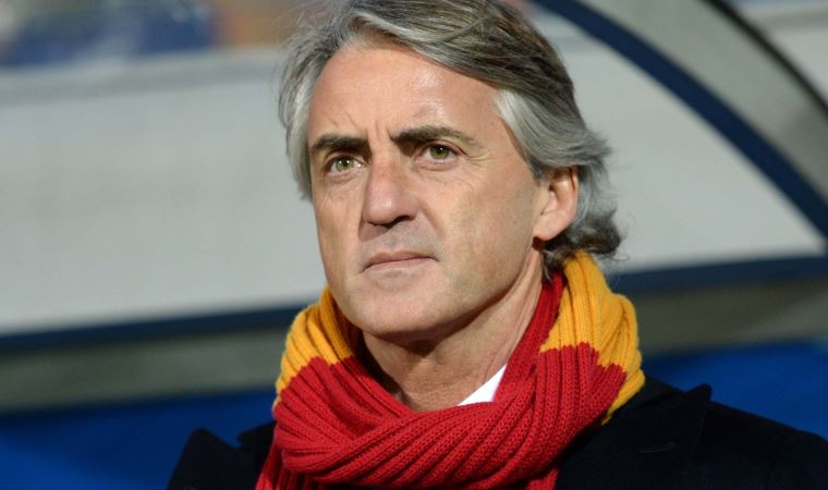 Roberto Mancini, İtalya Milli Takımı ile olan sözleşmesini uzattı