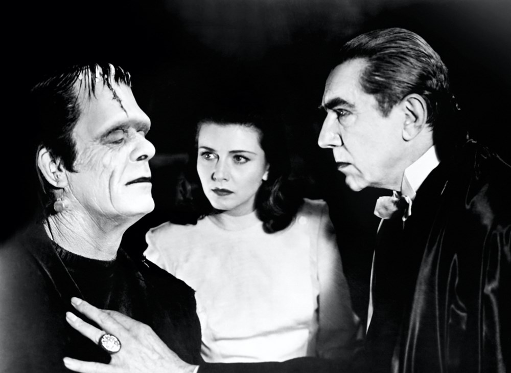 <p>2. Abbott and Costello Meet Frankenstein (1948)<br></p>