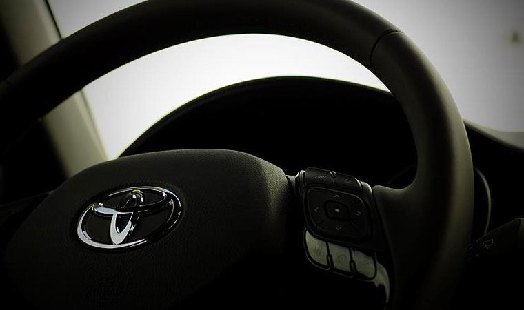 Otomobil üreticisi Toyota, iki üretim hattını durduracak