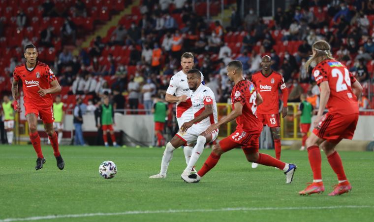 Beşiktaş ve Antalyaspor PFDK'ya sevk edildi