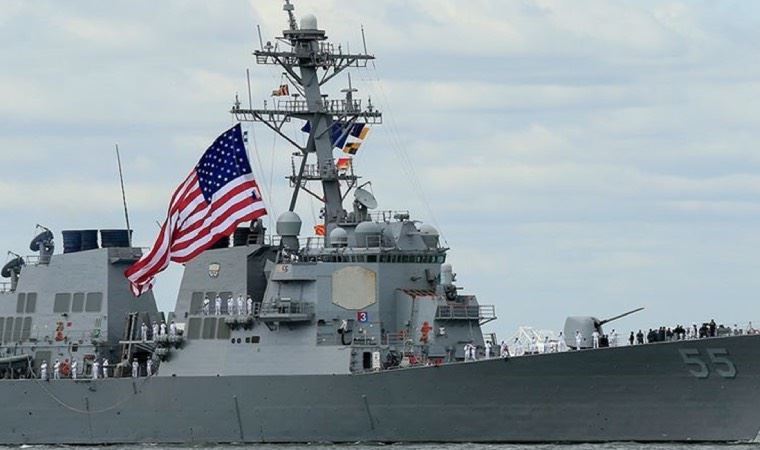 Çin duyurdu: ABD savaş gemisi Güney Çin Denizi karasularına girdi