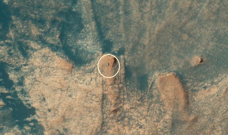 Mars'taki uzay aracı Curiosity, sarp yamaçlara tırmanırken görüntülendi