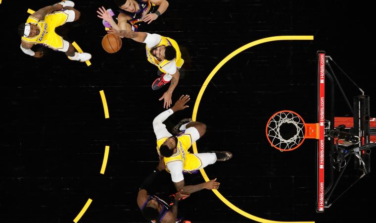 NBA'de Los Angeles Lakers, Anthony Davis ile seriyi eşitledi