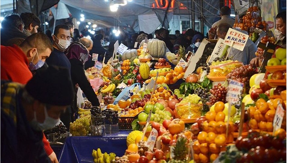 <p>İstanbul Umum Pazarcılar Esnaf Odası'nın paylaştığı bilgiye göre <strong>bugün açık olacak pazarlar</strong> şöyle:<br></p>