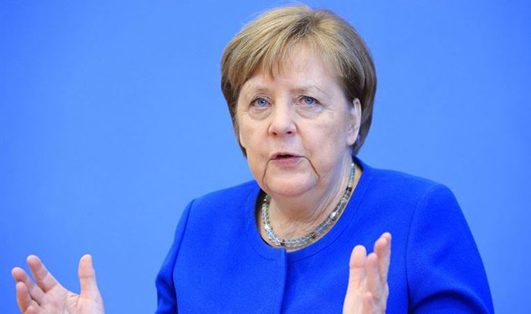 Merkel'den Türkiye açıklaması: '3 milyar avro yardım konusunda anlaştık'