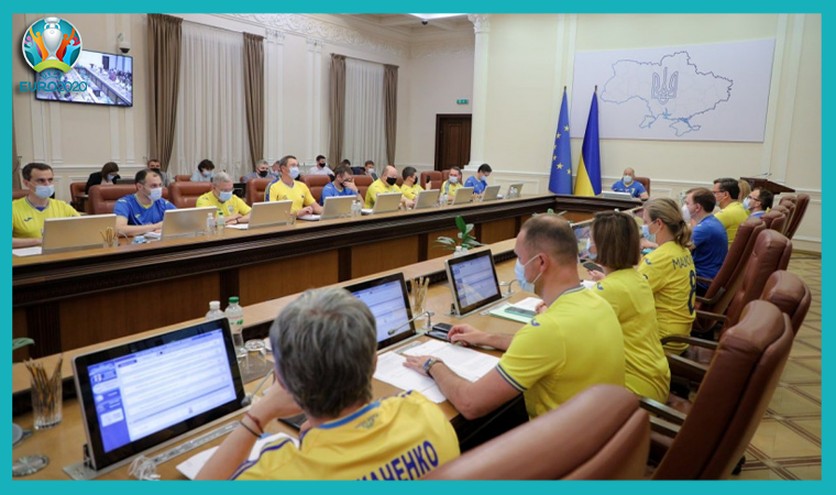EURO 2020'de tur atlayan Ukrayna'ya kabineden destek