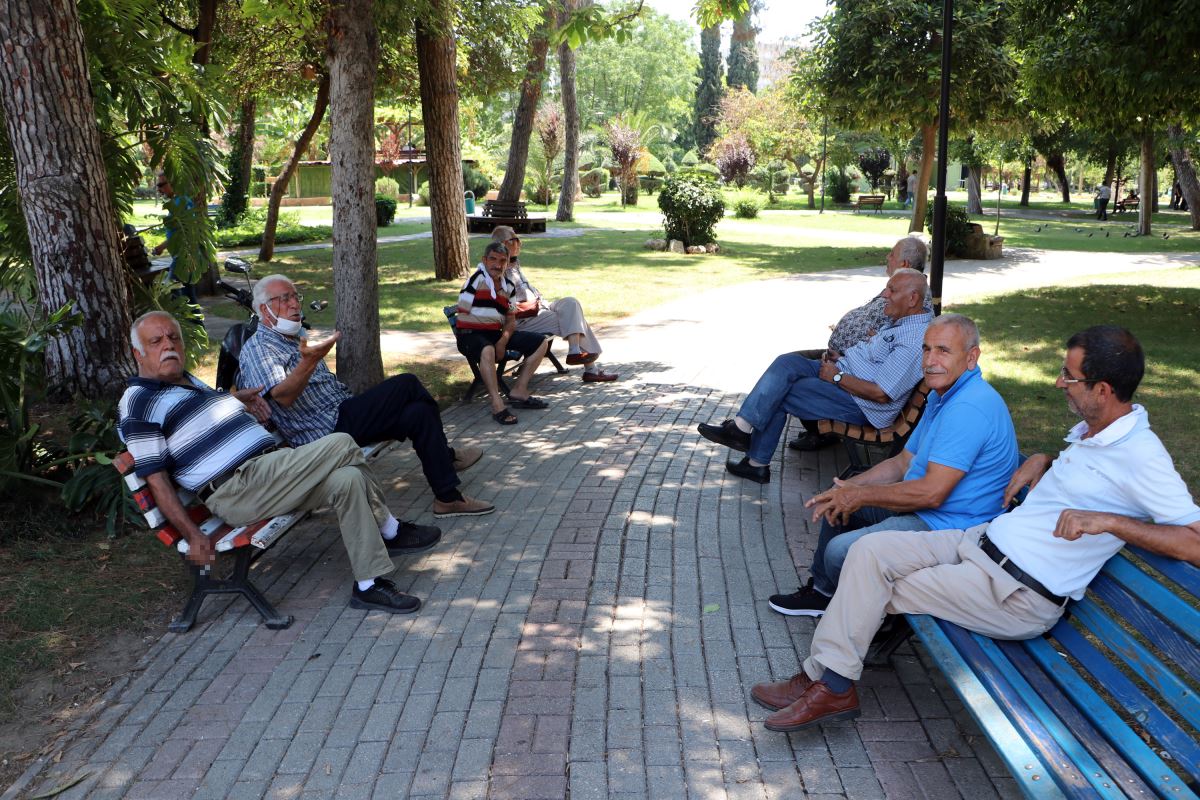 bayramda hissedilen sicaklik 40 dereceyi gececek neme dikkat