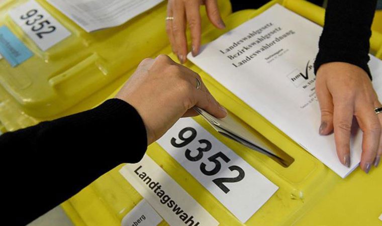 Almanya'da seçimler öncesi şaşırtan anket sonuçları