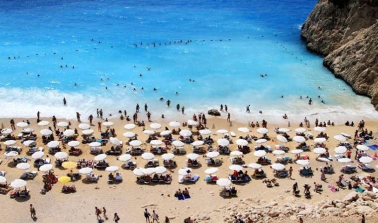 Antalya, 2021 yılında 9 milyon 94 bin turist ağırladı
