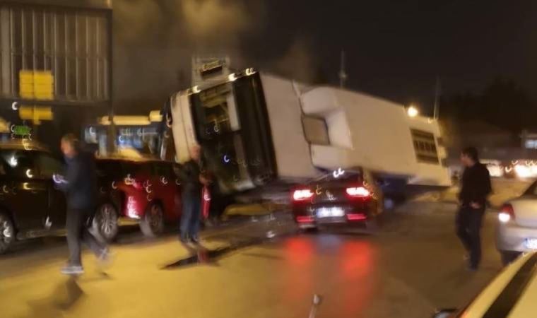 Son dakika | Ankara'da EGO otobüsü devrildi