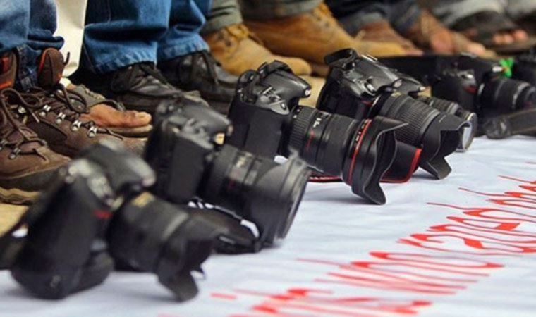 CHP’den basın özgürlüğü raporu: En az 475 kez hakim karşısına çıkarıldı