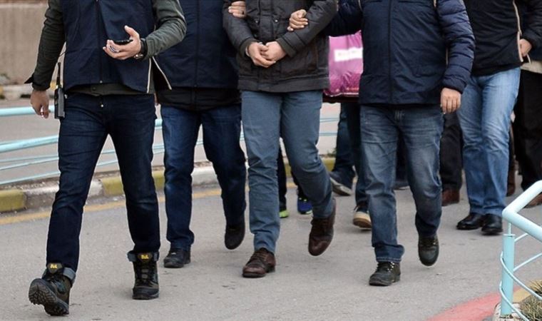 İzmir merkezli 40 ilde FETÖ soruşturmasında 185 gözaltı kararı