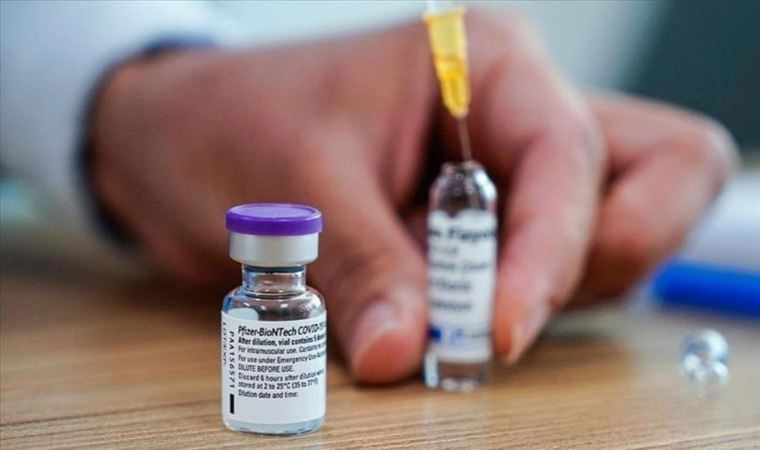 Almanya’da yaklaşık 1800 kişiye tarihi geçmiş Biontech aşısı uygulandı