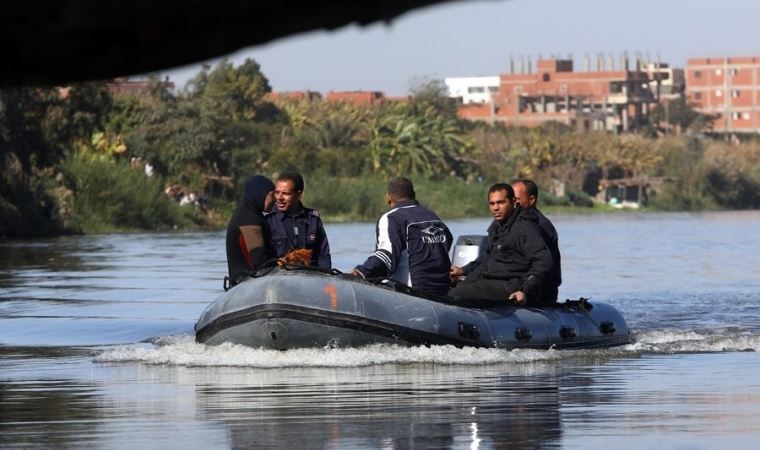 Nil Nehri’ne kamyon düştü: 2 ölü