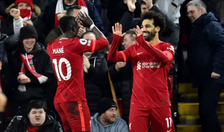 Liverpool'un golcüsü Mohamed Salah transfer iddialarına cevap verdi