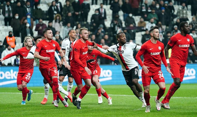 Beşiktaş Asbaşkanı Emre Kocadağ: VAR'ın es geçtiği ciddi kararlar var