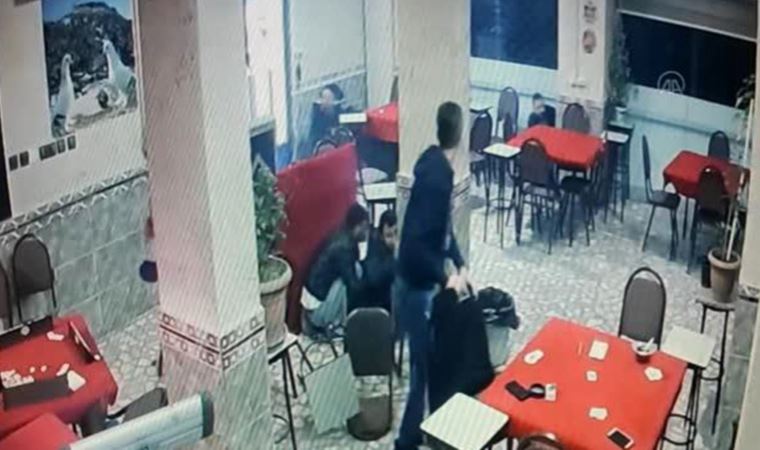 Küçükçekmece'de kahvehaneye açılan ateşte 2 kişi yaralandı