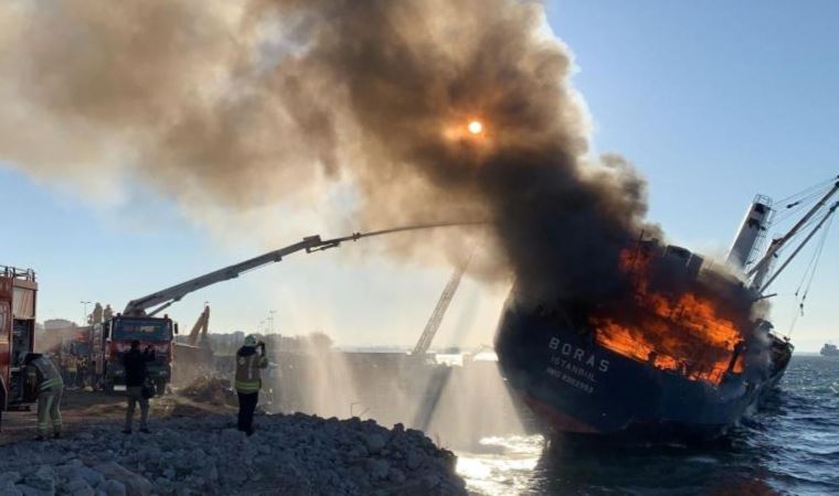 Son dakika | İstanbul'da kuru yük gemisi yanıyor