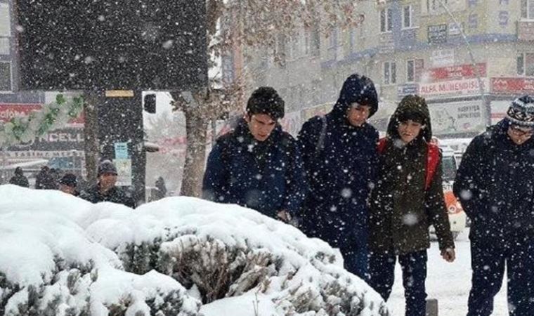 Son Dakika | İstanbul Valisi Yerlikaya'dan okullarla ilgili açıklama