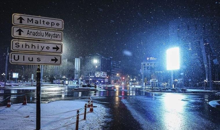 Ankara'da gece boyu kapsamlı kar çalışması