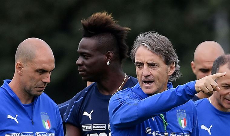İtalya Milli Takımı Teknik Direktörü Roberto Mancini, Balotelli tercihini açıkladı