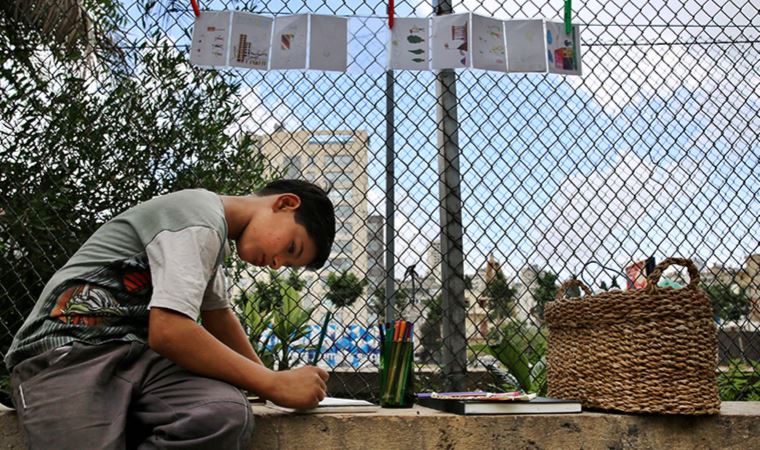 Lübnan'a 'eğitim' uyarısı: Kriz, okuldan uzaklaştırıyor