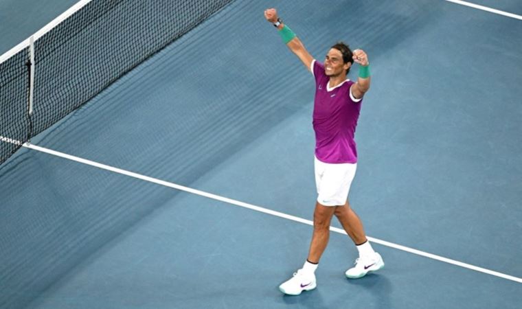 Avustralya Açık tek erkekler finalini kazanan Rafael Nadal oldu