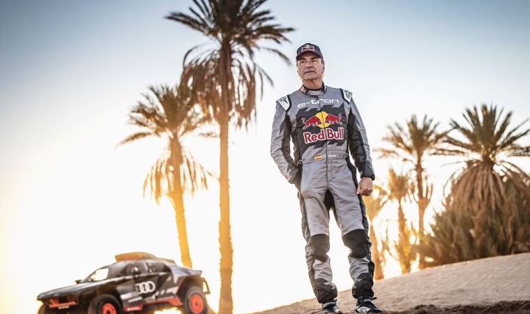 Dakar Rallisi'nin dördüncü gününde kazanan Carlos Sainz