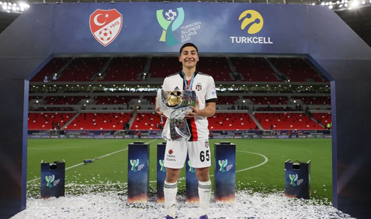 Beşiktaş’ta parlayan yıldız Emirhan İlkhan, hayran bıraktı