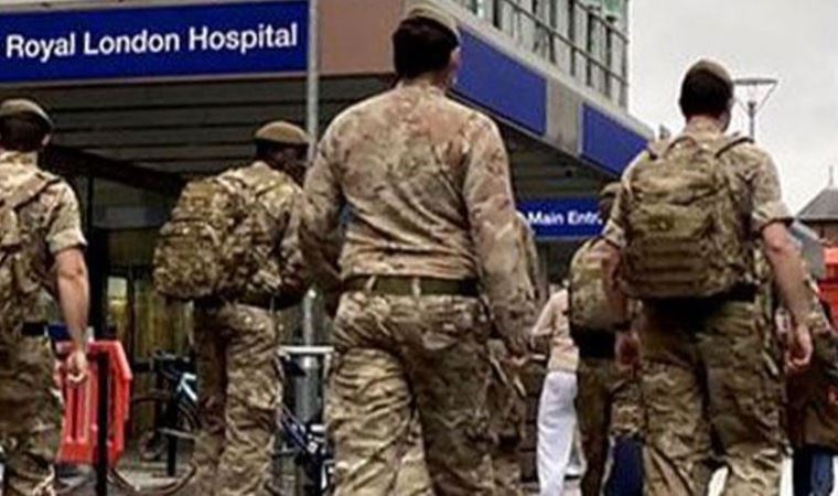 Covid: İngiliz ordusundan artan vakalar karşısında zorlanan hastanelere askeri personel takviyesi