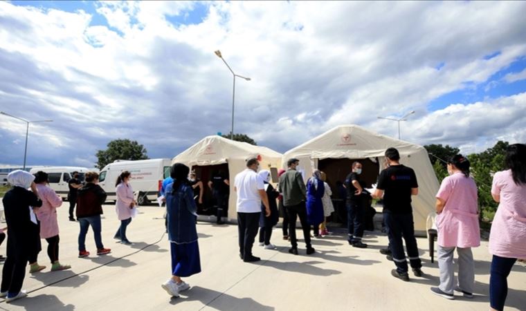 Rize'de, Beşiktaş maçı öncesi stadyum önünde aşı çadırları kurulacak