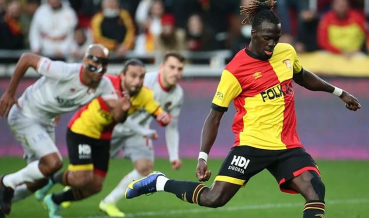 Göztepe, Cherif Ndiaye'nin 3 gol attığı müsabakada Antalyaspor'u yendi