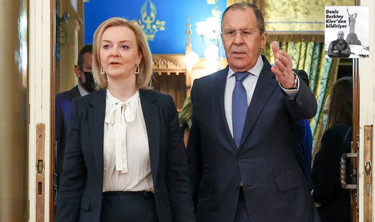 Moskova'da Sergey Lavrov ile Liz Truss bir araya geldi