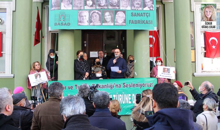 BASAD’ın kullandığı tarihi yapı, 'AKP'li derneklere verilecek' iddiası