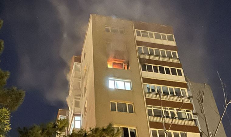 Kartal'da 11 katlı binada çıkan yangında 1 kişi dumandan etkilendi