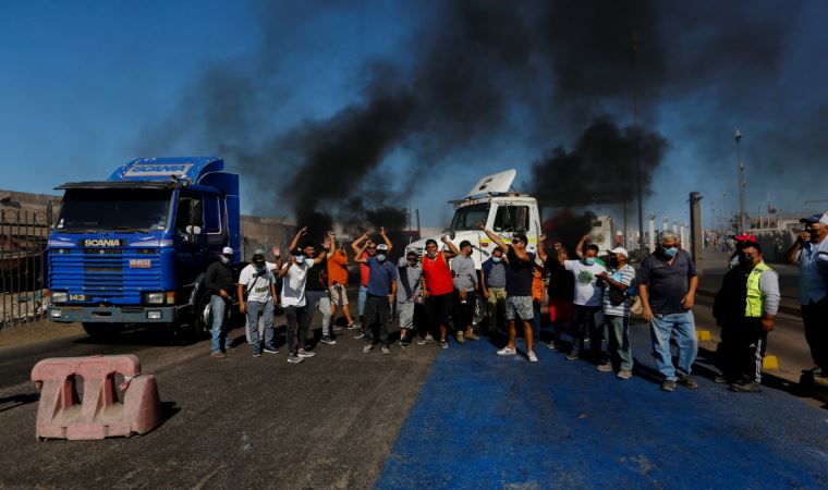 Şili’de göçmen karşıtı protestocular yol kapattı