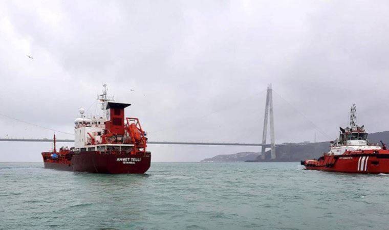 Yük gemisi arızalandı: İstanbul Boğazı gemi trafiğine kapatıldı