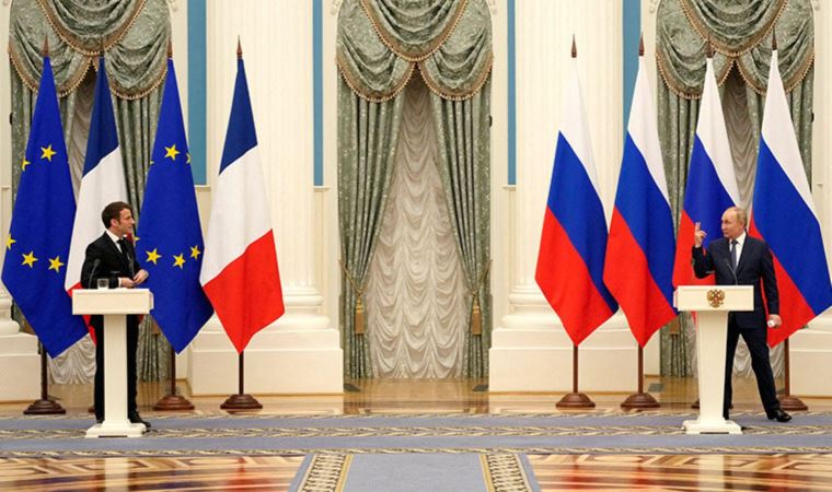 Son Dakika: Putin ile Macron'dan kritik temas