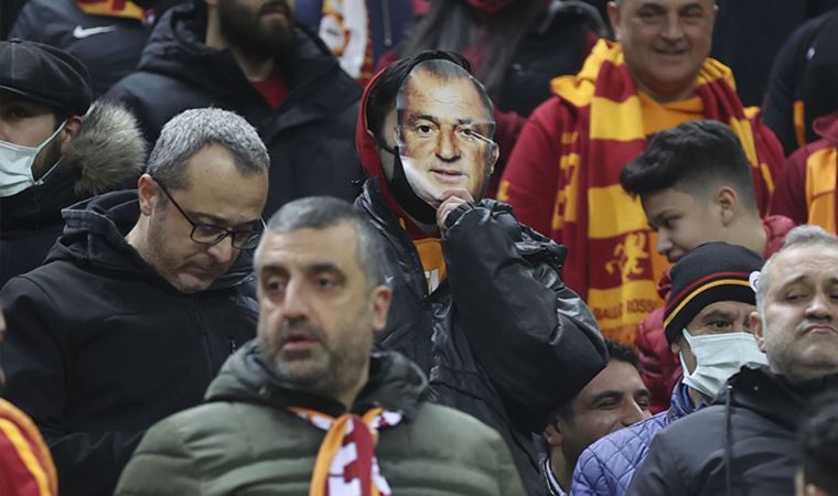 Galatasaray'da kaos giderek büyüyor: Tepkiler, çağrılar, başarısızlıklar!