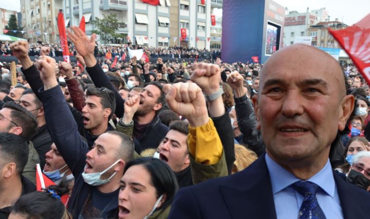 İzmir tek ses: 'Hükümet istifa'
