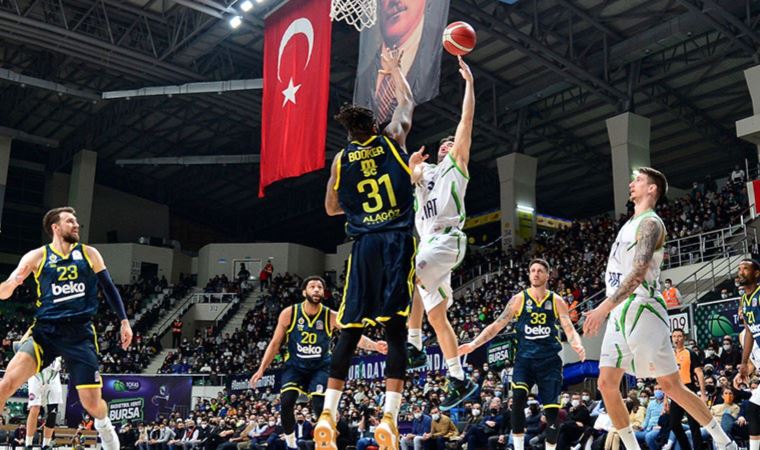Fenerbahçe Beko, TOFAŞ'ı uzatmalarda mağlup ederek yarı finale çıktı