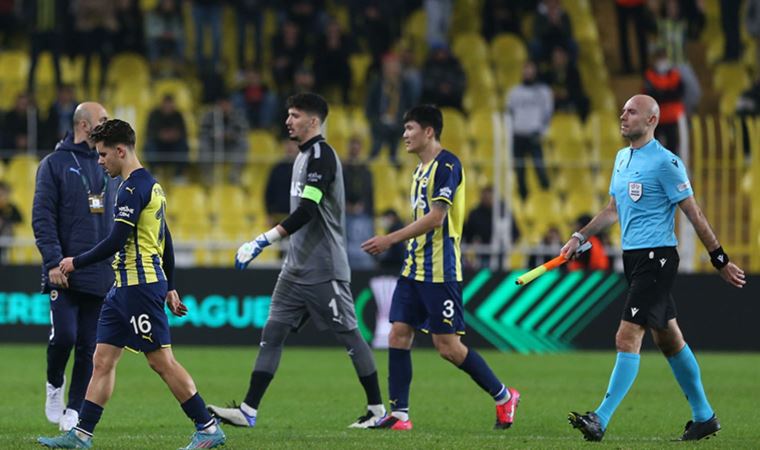Fenerbahçe nasıl tur atlar? Deplasman golü kuralı geçerli mi? Slavia Prag - Fenerbahçe rövanş maçı ne zaman oynanacak?