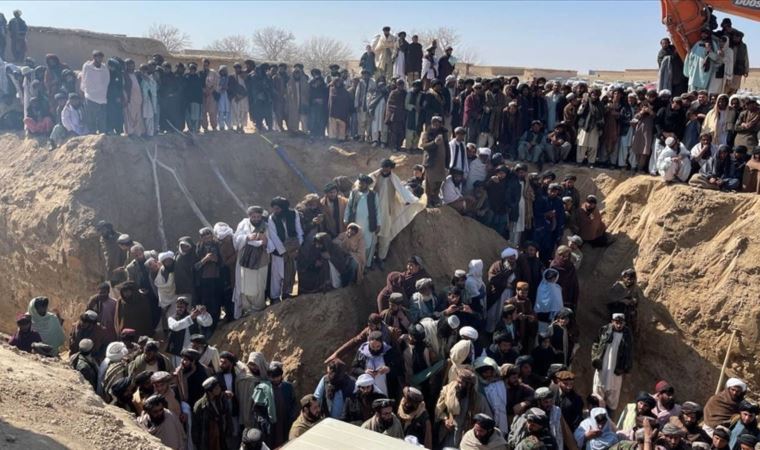 Afganistan'da kuyuya düşen çocuk yaşamını yitirdi